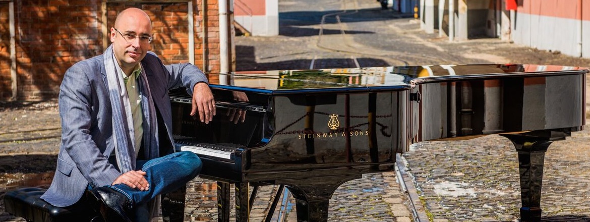 Filipe Pinto-Ribeiro Debut Piano Recital at Warsaw Philharmonic